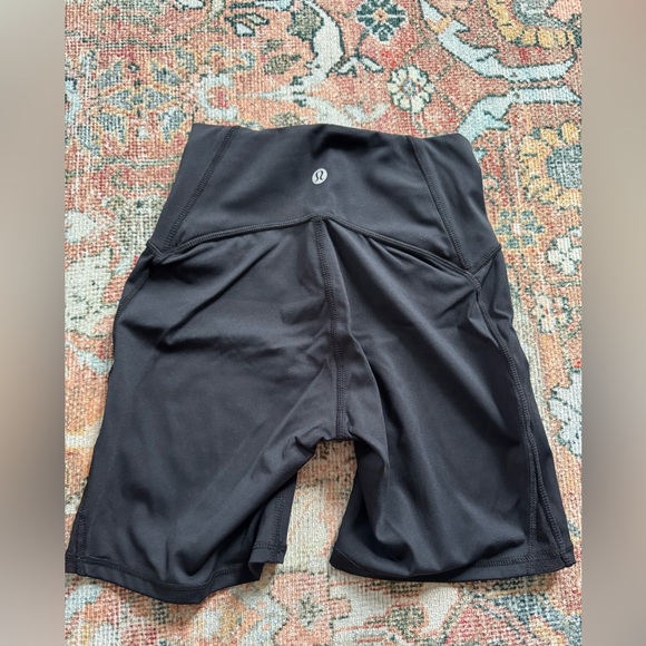 lululemon athletica black women’s biker shorts (size 4) - Picture 1 of 3